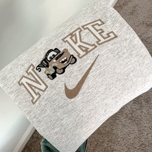 tow mater nike embroidered crewneck sweatshirt ash grey